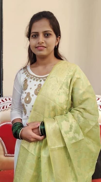 27 year old Marathi bride from Ambajogai/Beed 96 Kuli Jadhav