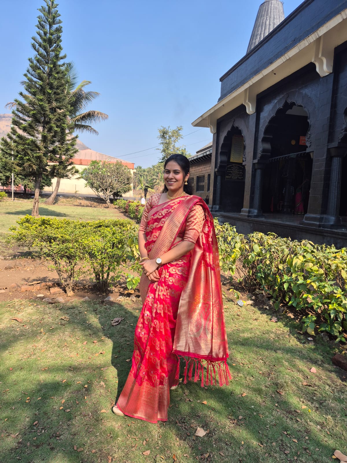 27 year old Marathi bride from Velu, Ta. Koregaon, Dist. Satara 96 Kuli Bhosale
