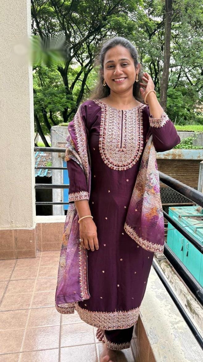 28 year old Marathi bride from Chinchwad, Pune 96 Kuli Kadam
