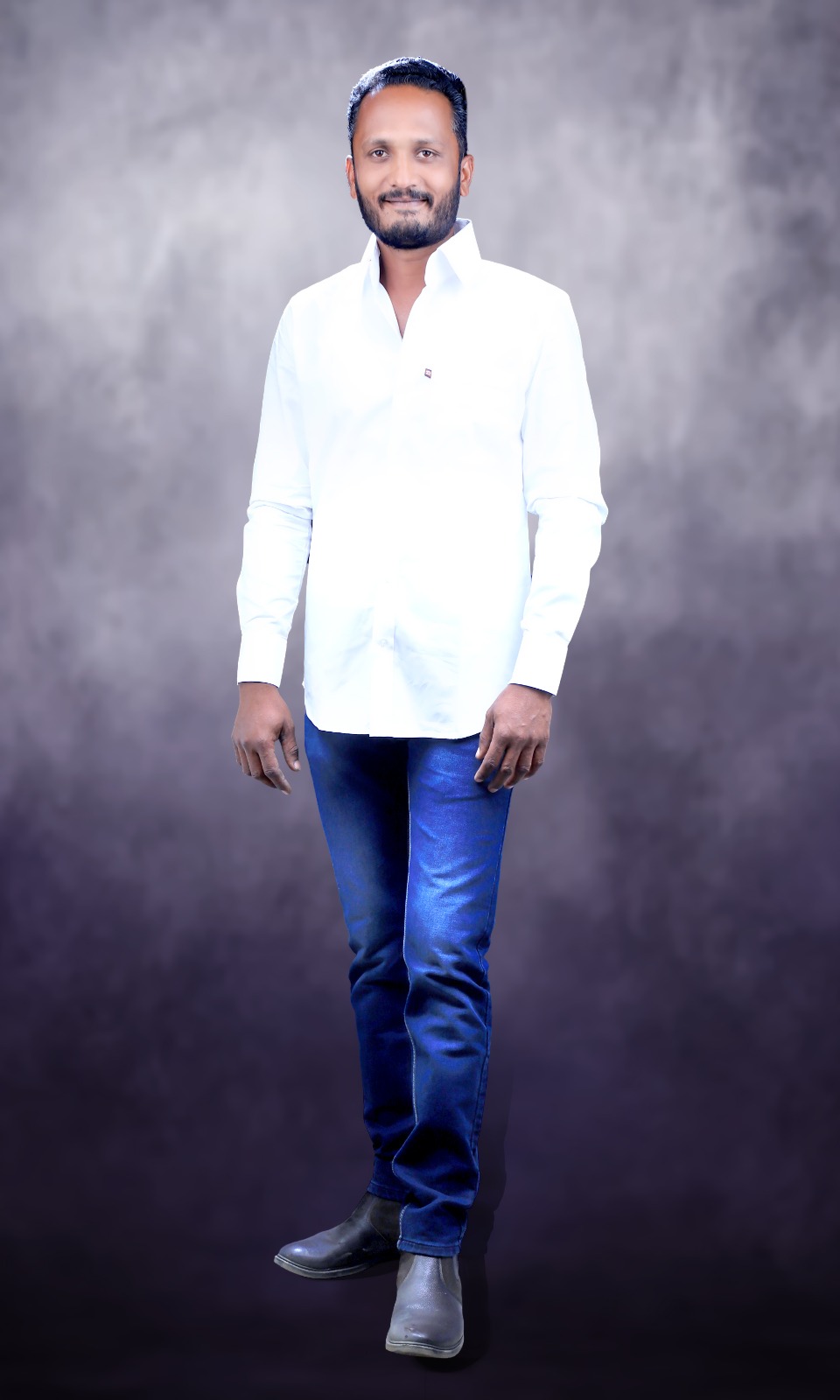 34 year old Marathi groom from Solapur - Pandharpur 96 Kuli Bhosale-Patil