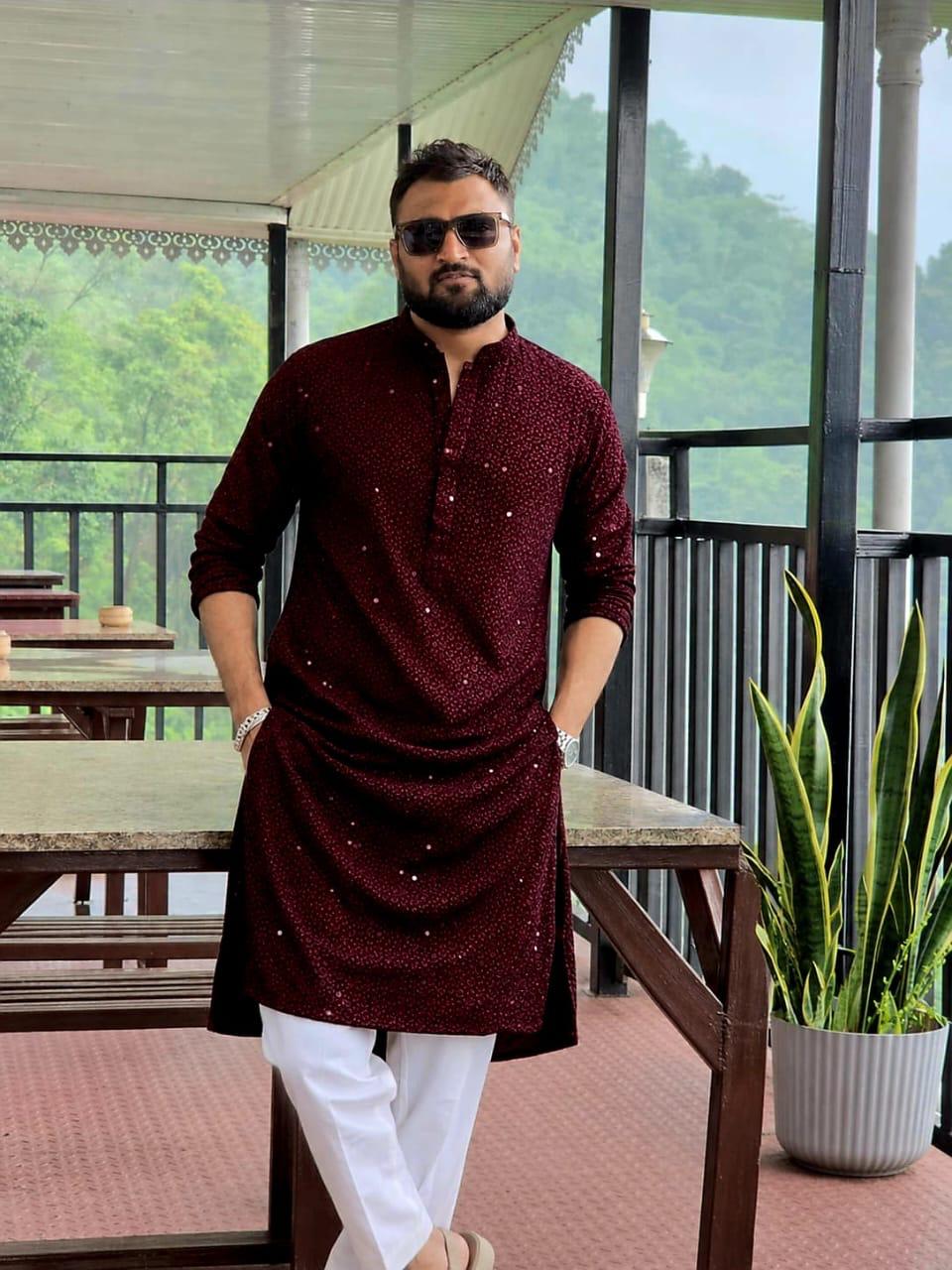 30 year old Marathi groom from Ghotikhurd, Ta. Khanapur, Dist. Sangli 96 Kuli Patil