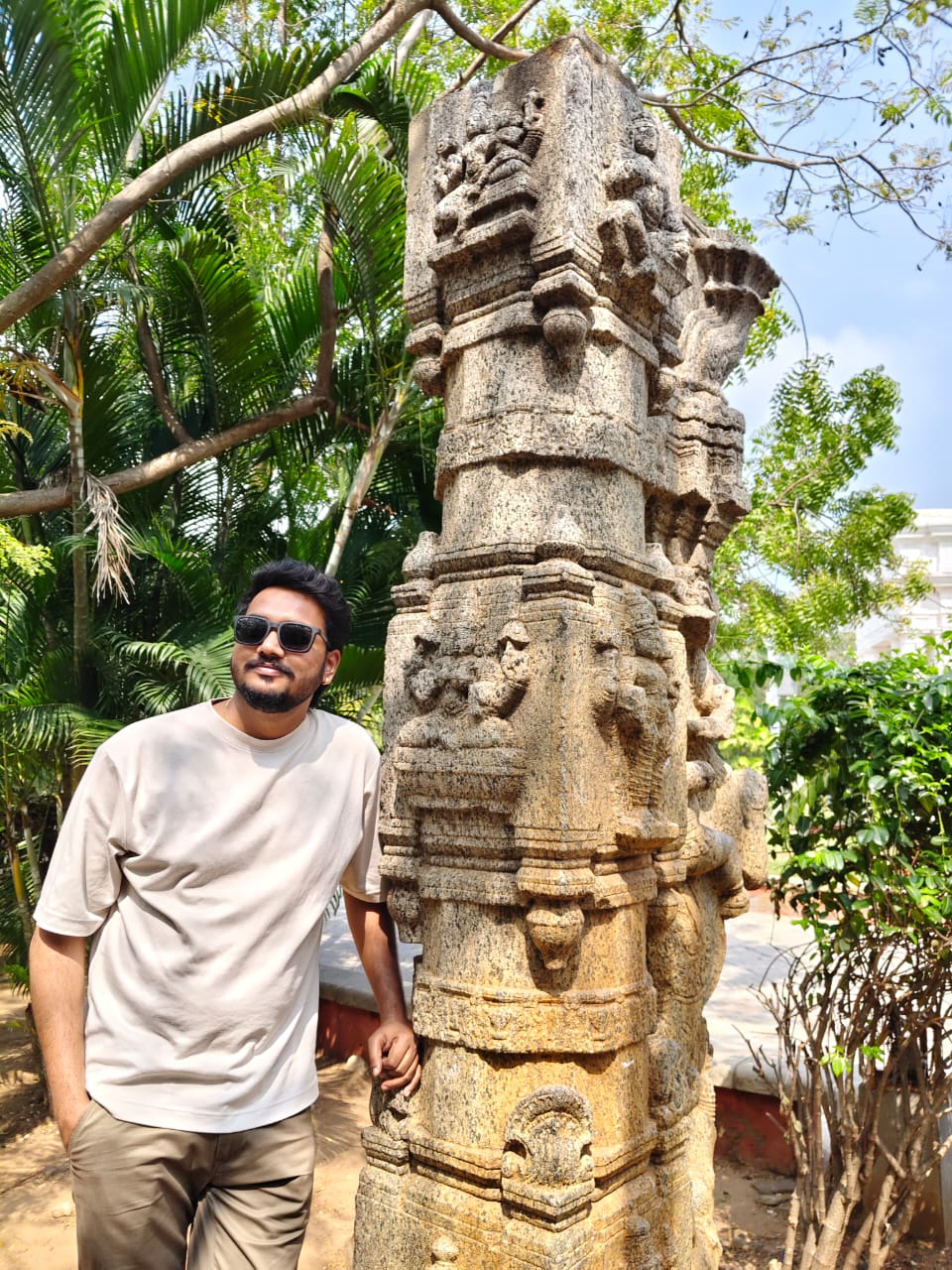 26 year old Marathi groom from Kadegaon, Dist. Sangli 96 Kuli Suryavanshi
