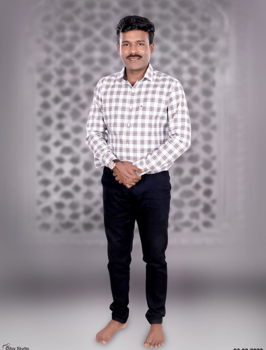 27 year old Marathi groom from Belwade Bu., Ta. Karad, Dist. Satara 96 Kuli Mohite