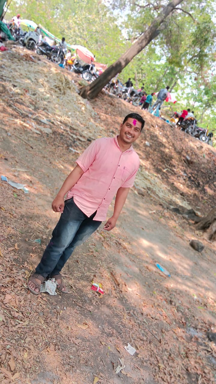 31 year old Marathi groom from Manerajuri, Ta. Tasgaon, Dist. Sangli 96 Kuli Pawar